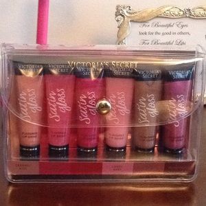 Victoria's Secret Sating Gloss Set
